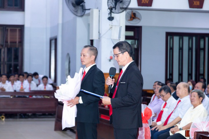 dong huong hat dai dong 12