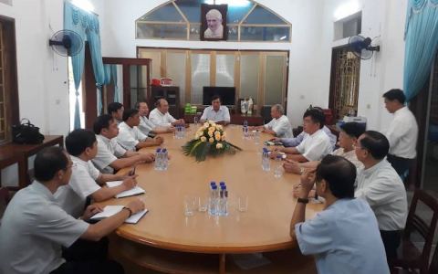 Quý cha hạt Quần Phương tĩnh tâm tháng 08