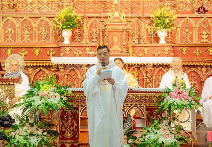 dai dong chia tay cha giuse pham van hy 21