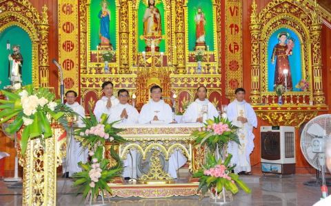 Phú Văn: Thánh lễ nhận cha xứ tiên khởi Đaminh