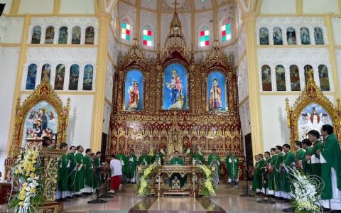 Thánh lễ chính tiệc tuần chầu Ninh Sa