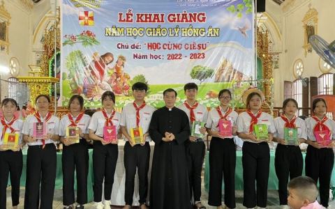 Giáo xứ An Bài khai giảng năm học mới