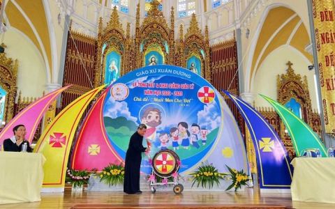 Xuân Dương: Khai giảng năm học Giáo lý mới