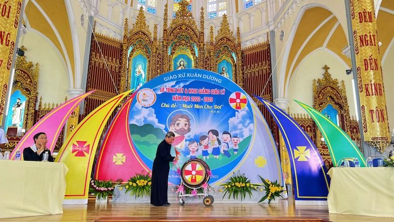 Xuân Dương: Khai giảng năm học Giáo lý mới