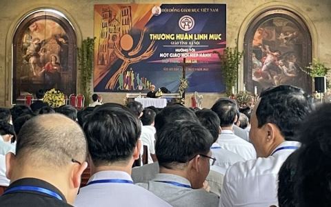 Ngày thứ hai trong đợt thường huấn
