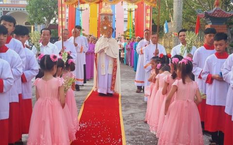 Gx Tây Cát: Tuần chầu hồng phúc