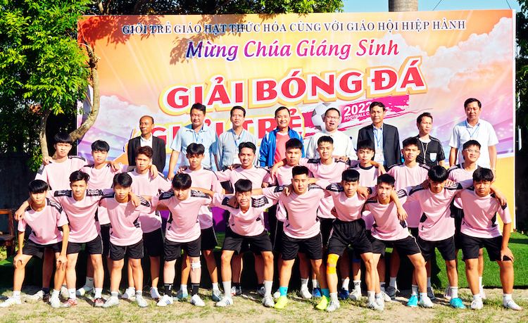 Giáo hạt Thức Hóa khai mạc giải bóng đá Hiệp hành