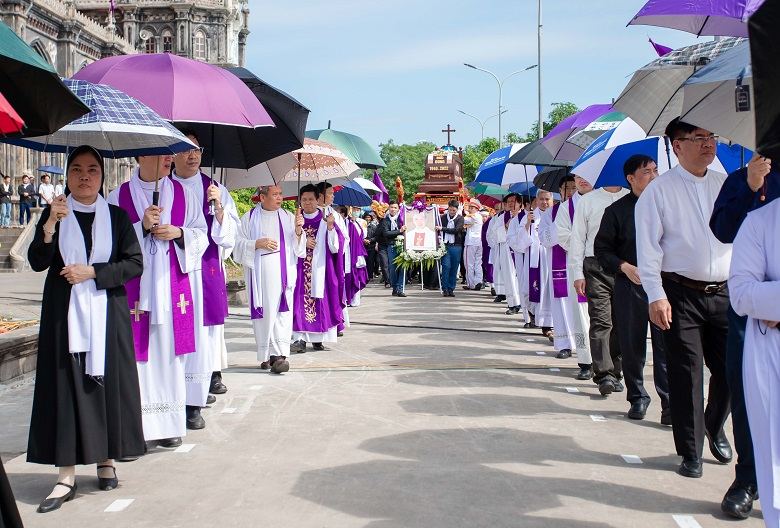 5 4