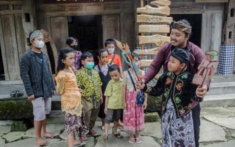 Indonesia sống tình huynh đệ giữa hơn 700 sắc tộc