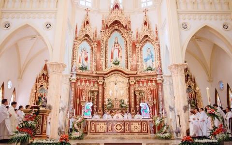 Đại Đồng mừng tước hiệu và Chầu Thánh Thể