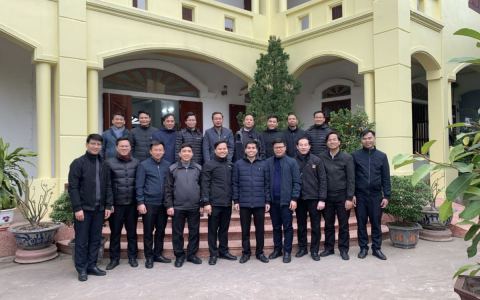 Nam Điền: K6 ĐCV Bùi Chu tặng quà Giáng sinh