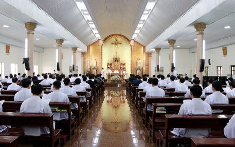 ĐCV Mẹ Vô Nhiễm: Rạo rực ngày quan thầy