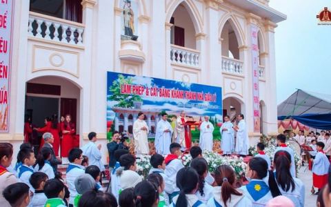 Họ Phanxico Đại Đồng khánh thành nhà giáo lý