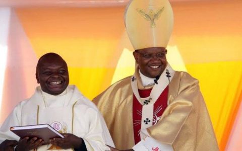 Chứng tá của tân linh mục mù đầu tiên của Kenya