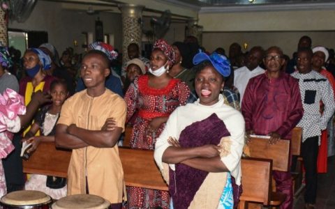 Nigeria có tỷ lệ tín hữu dự lễ đông nhất thế giới