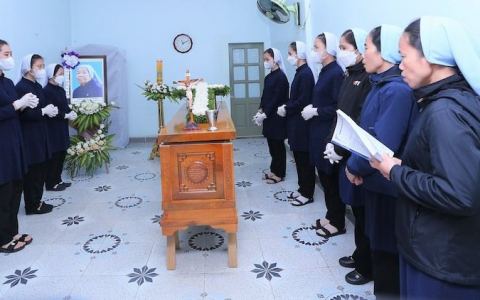 Nhớ mãi “nụ cười duyên”