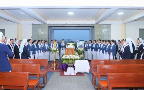 Lễ an táng Dì Maria Lê Thị Suy