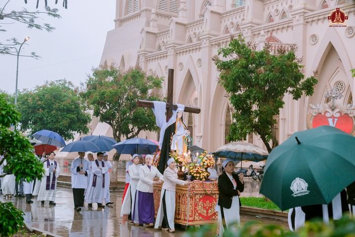 dai dong cu hanh tam nhat vuot qua 2023 30
