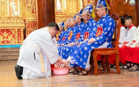 Giáo xứ Xương Điền khai mạc Tam Nhật Vượt Qua