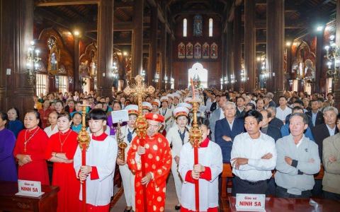 Quý chức HĐMVGX hạt Tứ Trùng tĩnh tâm