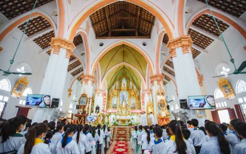 Tuần chầu lượt giáo xứ Tứ Trùng