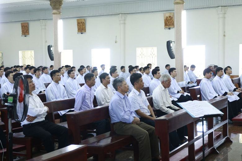 mung kim khanh cha giuse chinh1
