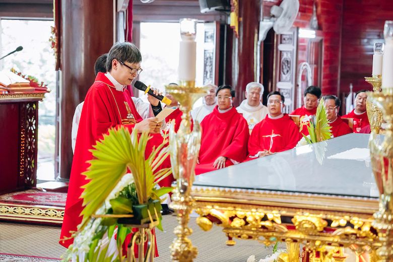 Giáo xứ Tân Bồi đón cha xứ mới