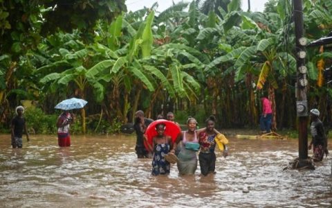 Haiti tiếp tục chịu đau khổ vì thiên tai
