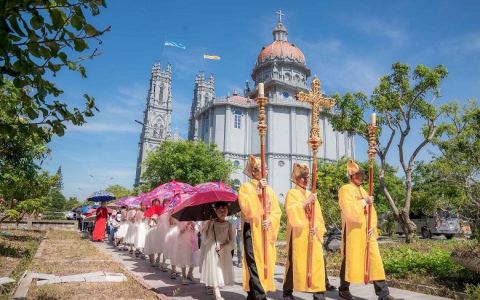 Tuần chầu lượt giáo xứ Ân Phú năm 2023