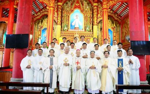Gia đình Thánh hiến Nghĩa Hưng mừng quan thầy