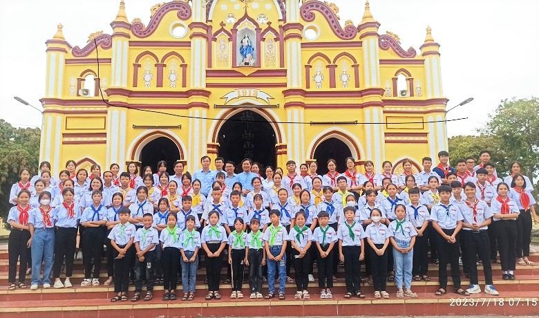 Hạt Tương Nam: Hội thi Học sinh giỏi Giáo lý 2023