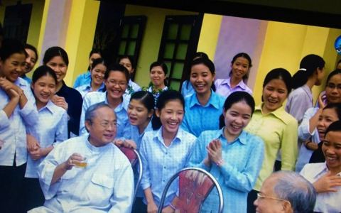 Cảm nghiệm của nữ tu về “Ông nội” sau một thập kỷ
