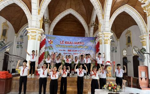 Gx. An Bài: Khai Giảng Năm Học Giáo Lý