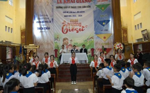 Quần Vinh khai giảng Giáo lý, rước lễ Bao đồng
