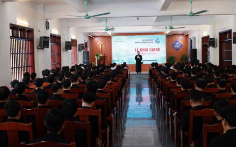 Đại Chủng Viện Bùi Chu Khai Giảng Năm Học Mới