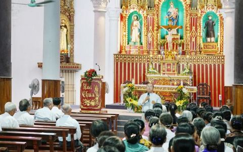 Gia Đình Tận Hiến giáo phận gặp mặt