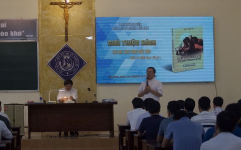 ĐCV: Giới thiệu sách