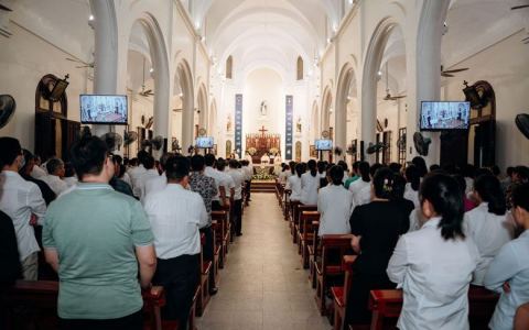 Di dân Đại Đồng tại Hà Nội mừng lễ quan thầy