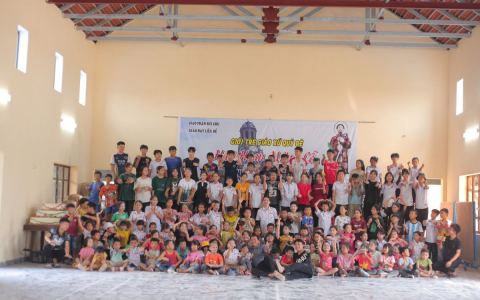 Thiếu nhi Quỹ Đê có một ngày tuyệt vời