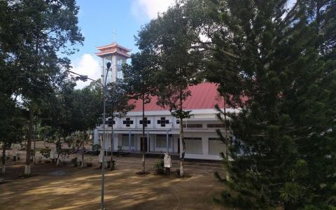 Đi tu thì không đươc… ngủ quên?