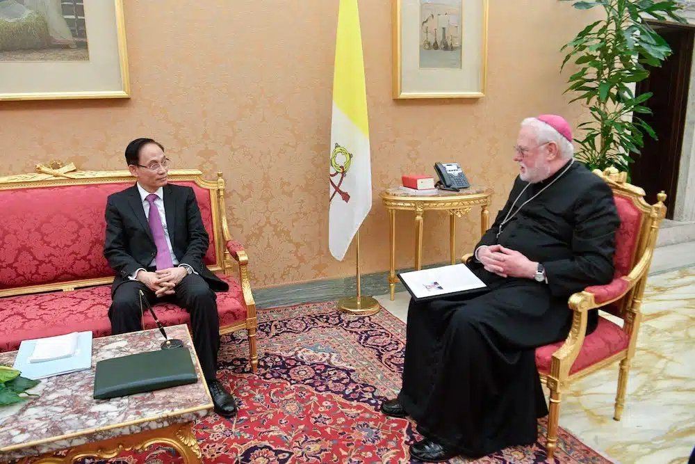 duc tong giam muc gallagher trao doi ve cuoc gap go cua duc thanh cha voi phai doan viet nam 3