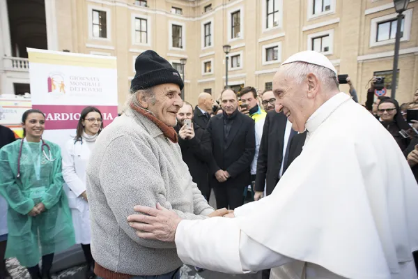 pope francis meets with participants in the world day of the poor on november 16 2017 credit losservatore romano 2 cna