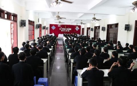 Chủng sinh và những “cái khuôn”