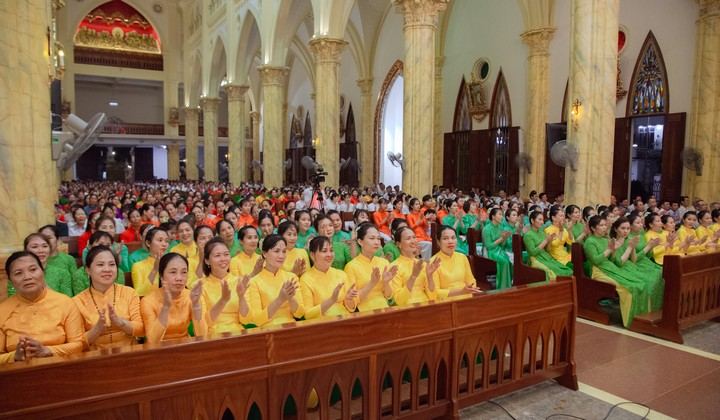 dai dong khai mac thang hoa kinh duc me 31