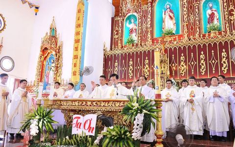 Lễ tạ ơn cha mới Phaolo Nguyễn Văn Hợp