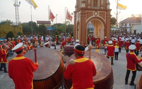 Gx. Thánh Thể khánh thành nhà Giáo lý và Thêm Sức