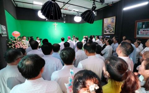 BTT Bùi Chu: Làm phép Studio và thánh lễ tạ ơn