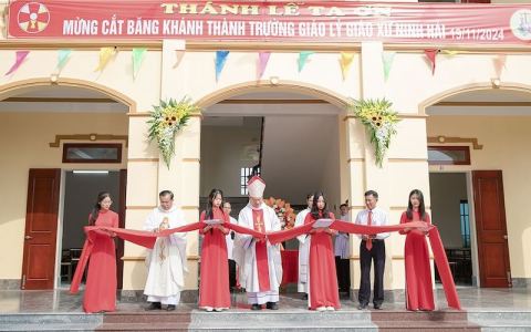 Giáo xứ Ninh Hải tạ ơn khánh thành trường giáo lý
