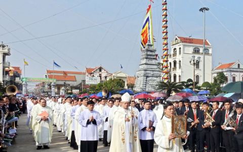 Giáo phận Bùi Chu long trọng bước vào Năm Thánh 