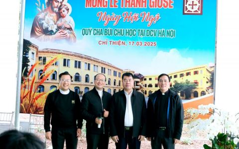 Quý cha Bùi Chu tu học ĐCV. Hà Nội hội ngộ 2025